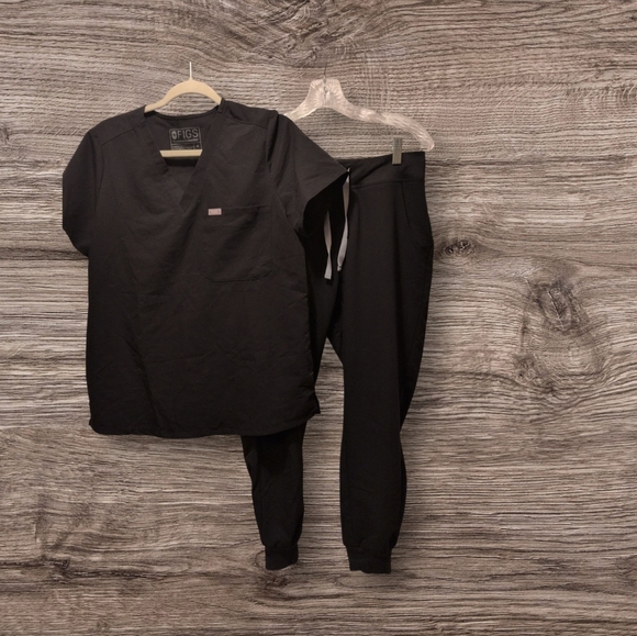 Figs Scrub Set - Picture 2 of 5